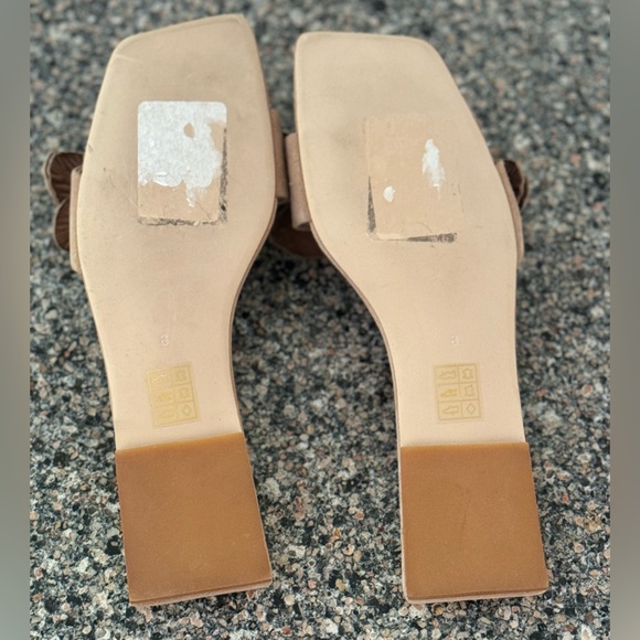 Jeffrey Campbell Petals Sandals in Neutral Suede - Picture 9 of 9